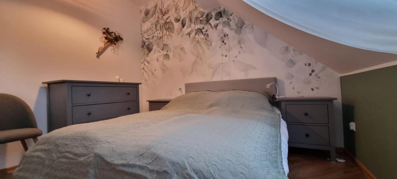 Apartament W Centrum - Nasze Poddasze ウストシキ・ドルネ エクステリア 写真