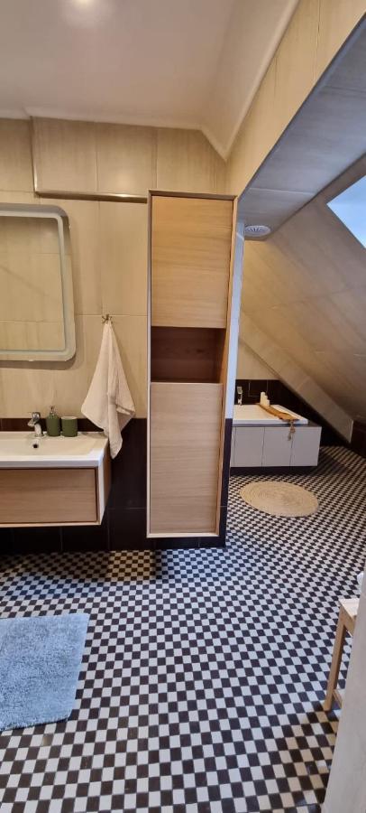 Apartament W Centrum - Nasze Poddasze ウストシキ・ドルネ エクステリア 写真