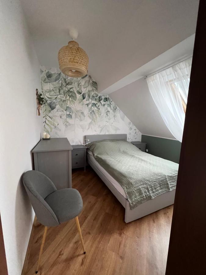 Apartament W Centrum - Nasze Poddasze ウストシキ・ドルネ エクステリア 写真